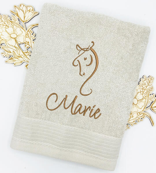 Handdoekenset met paardenlijntekening en naam